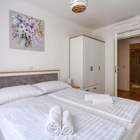 Apartments Luna With Free Parking زادار المظهر الخارجي الصورة