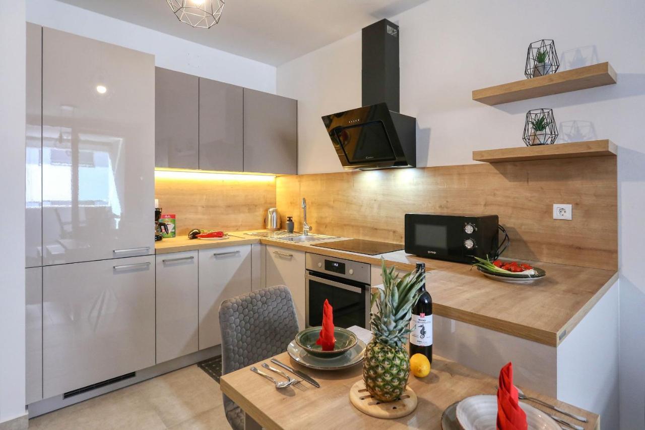 Apartments Luna With Free Parking زادار المظهر الخارجي الصورة