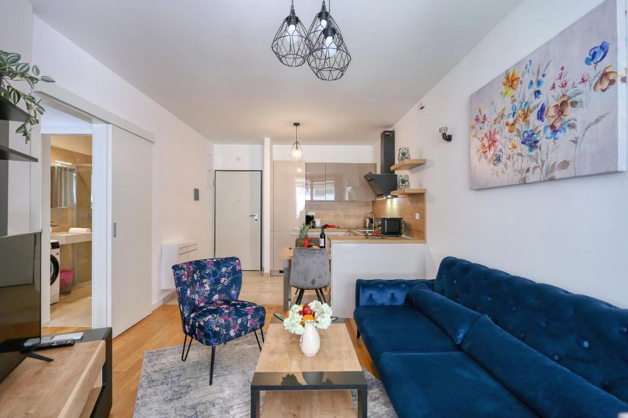 Apartments Luna With Free Parking زادار المظهر الخارجي الصورة
