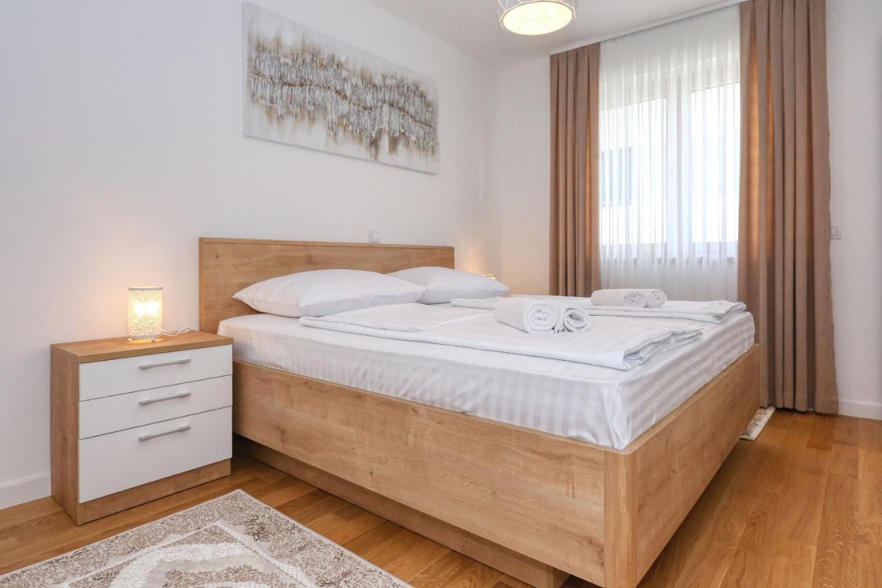 Apartments Luna With Free Parking زادار المظهر الخارجي الصورة