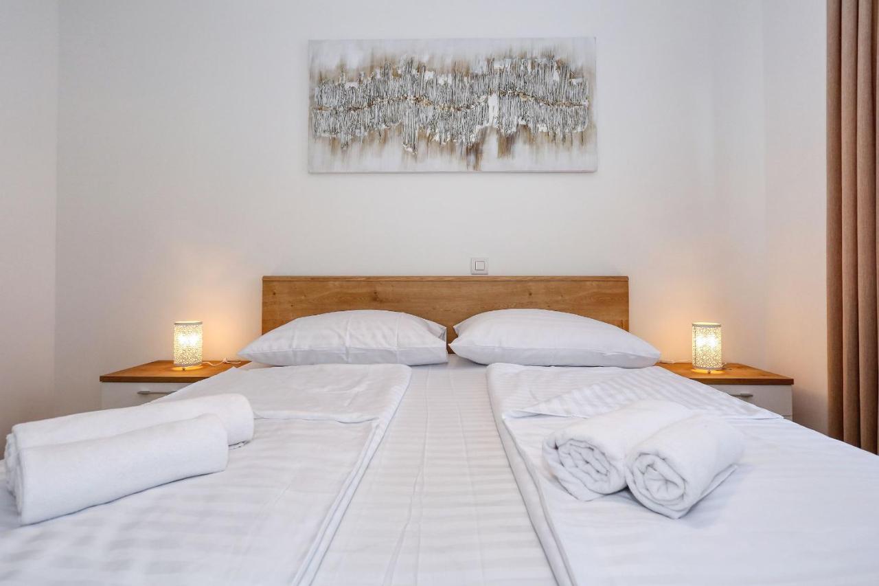 Apartments Luna With Free Parking زادار المظهر الخارجي الصورة