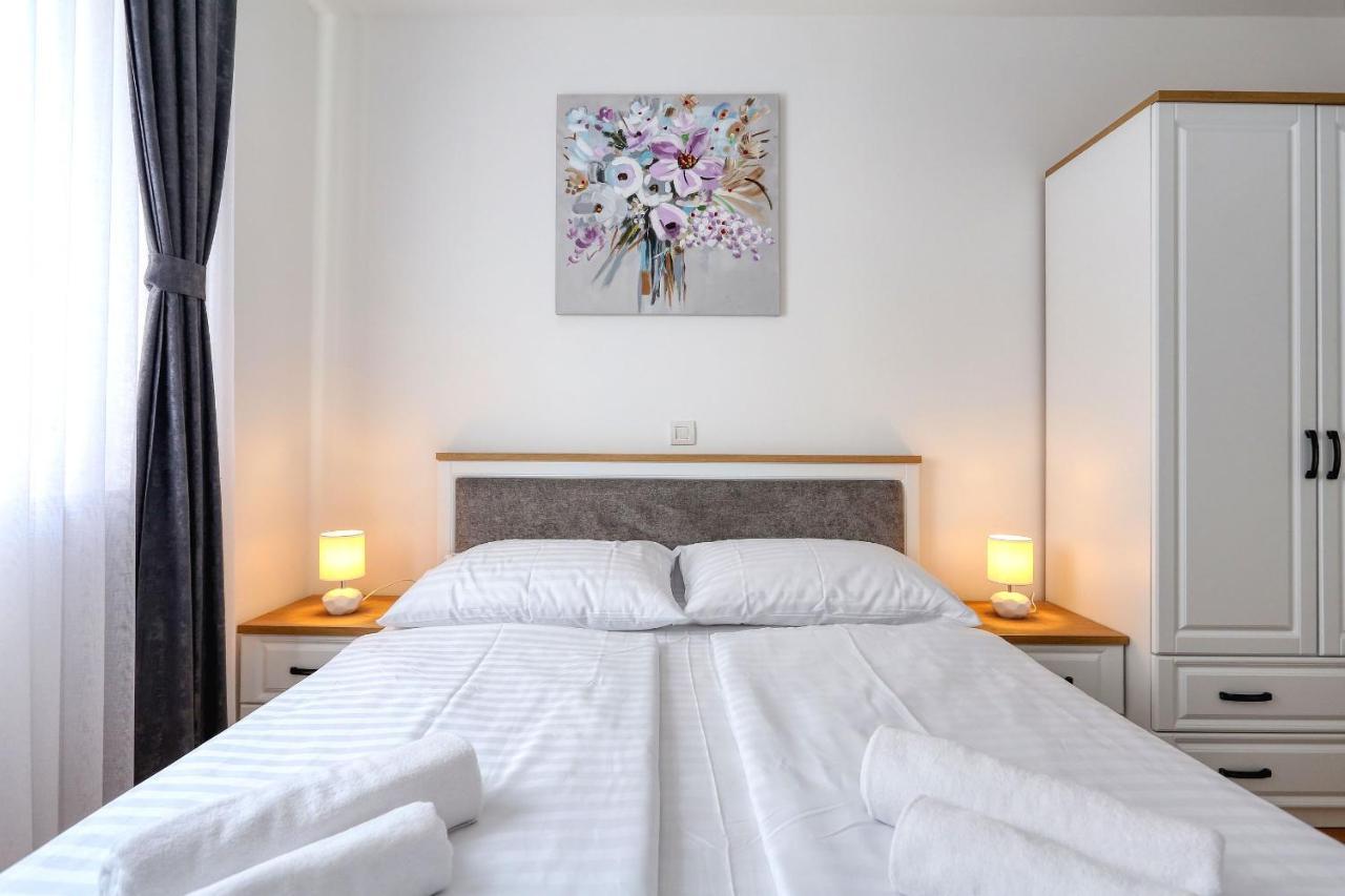 Apartments Luna With Free Parking زادار المظهر الخارجي الصورة