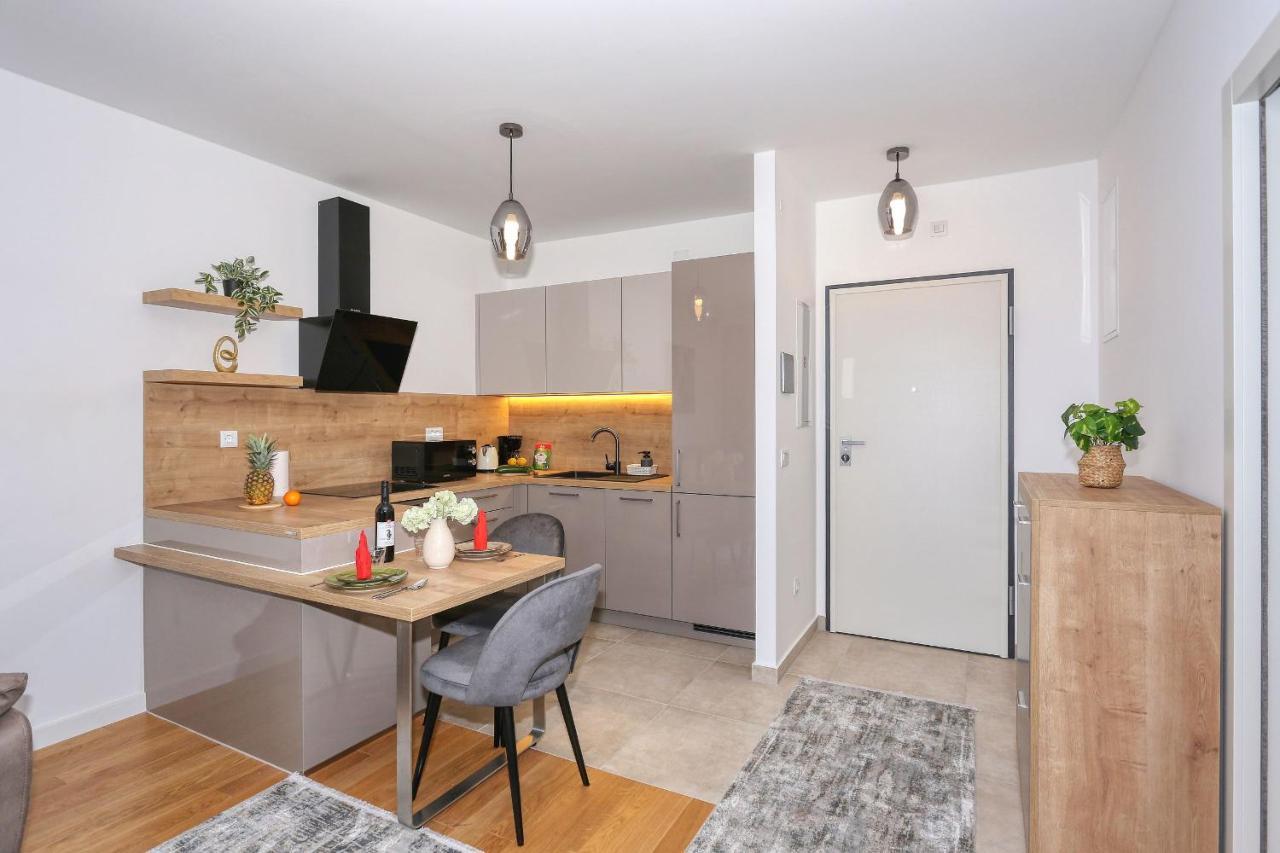 Apartments Luna With Free Parking زادار المظهر الخارجي الصورة
