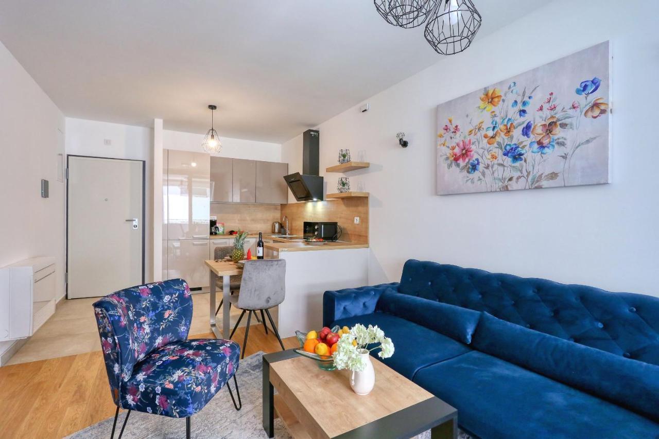 Apartments Luna With Free Parking زادار المظهر الخارجي الصورة